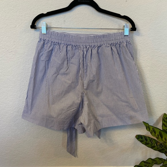 J. by J.CREW Blue White Oxford Striped Tie Waist Shorts size 6 Cotton - Picture 2 of 11